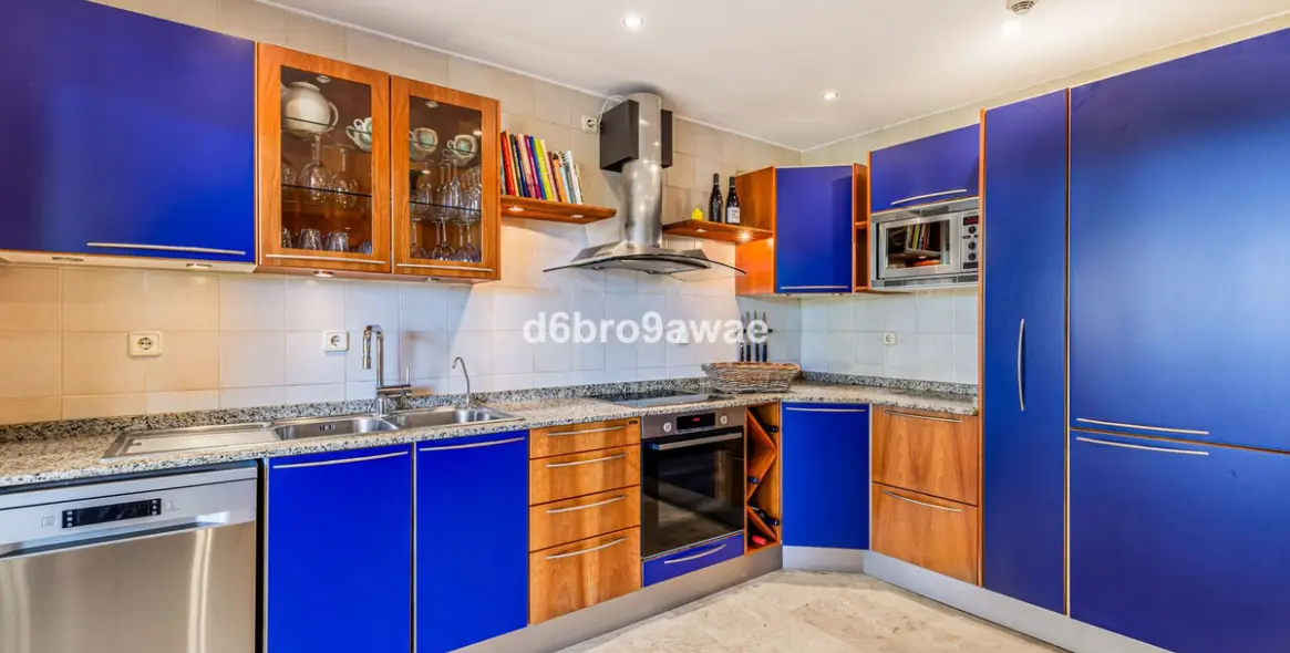 Venta de adosado en Río Real 15