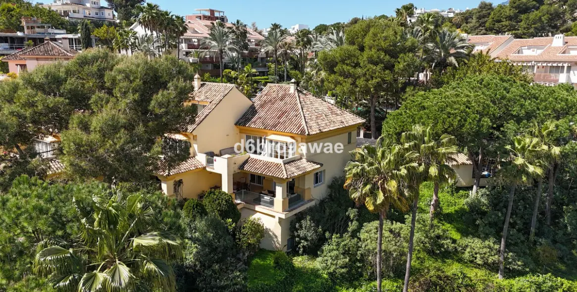 Продажа таунхауса в Río Real 35