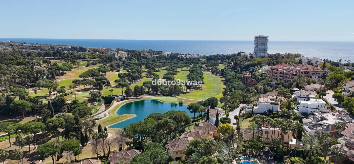 Sale of townhouse in Río Real 4