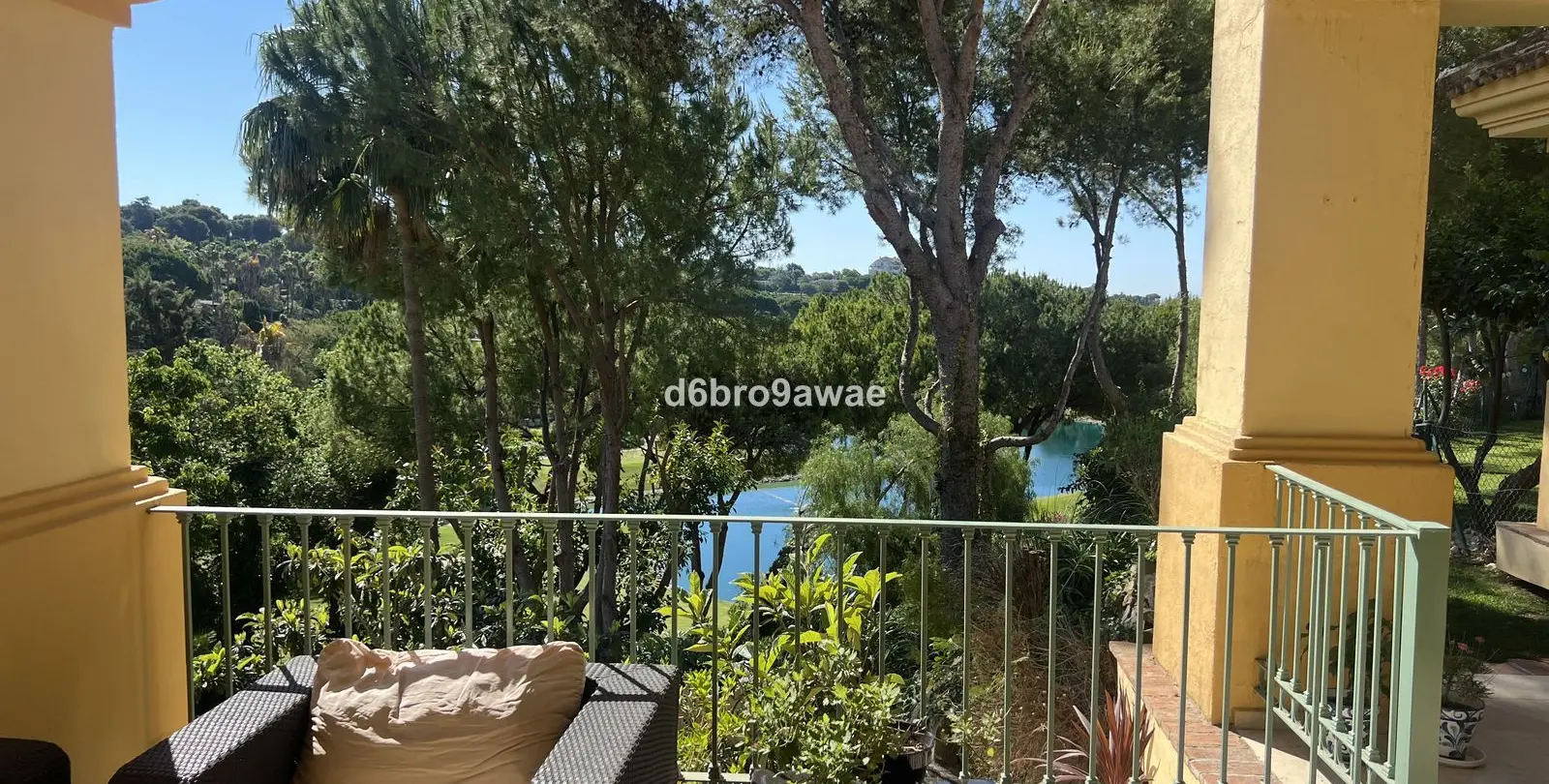 Venta de adosado en Río Real 9