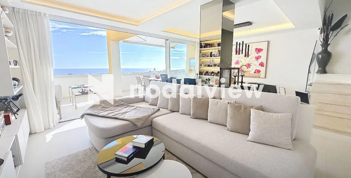 Venta de ático dúplex en Estepona 20