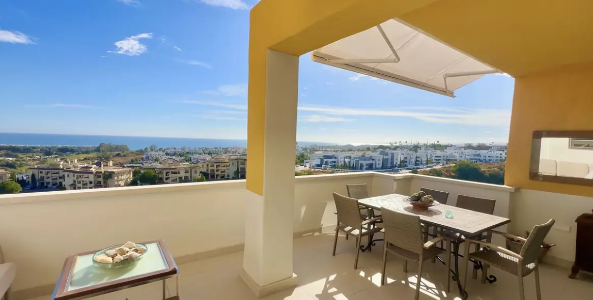 Venta de ático dúplex en Estepona 29