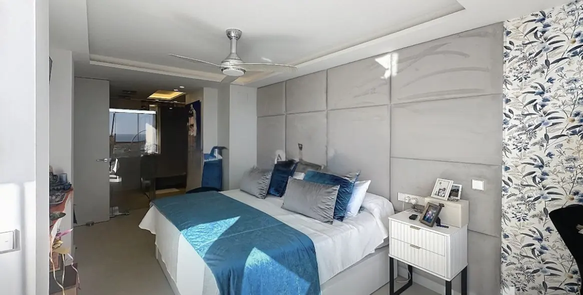 Venta de ático dúplex en Estepona 33