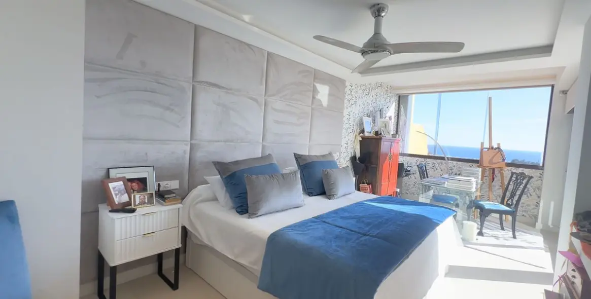 Venta de ático dúplex en Estepona 42