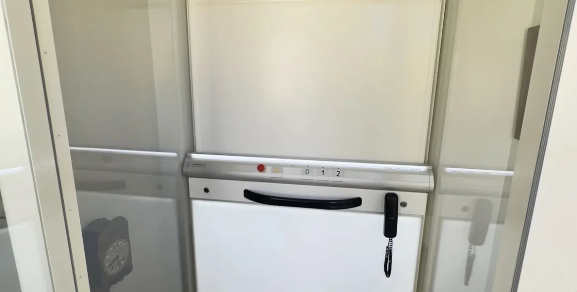 Venta de ático dúplex en Estepona 51