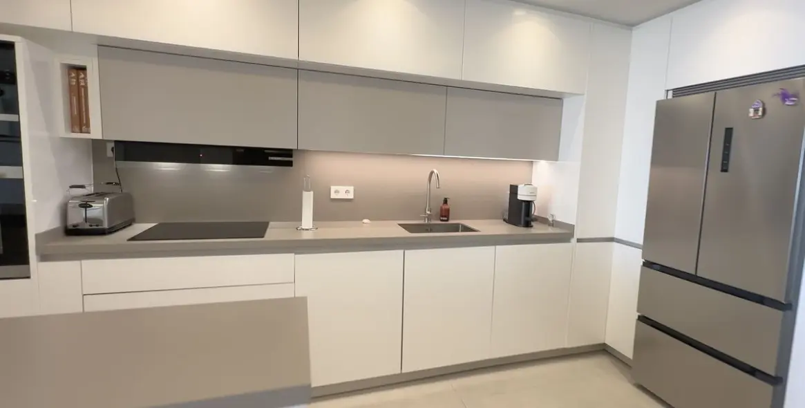 Venta de ático dúplex en Estepona 62