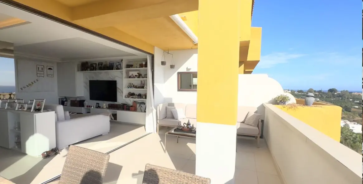 Venta de ático dúplex en Estepona 63