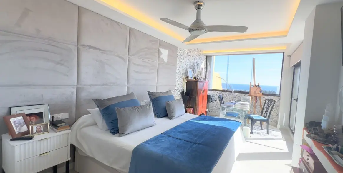 Venta de ático dúplex en Estepona 64