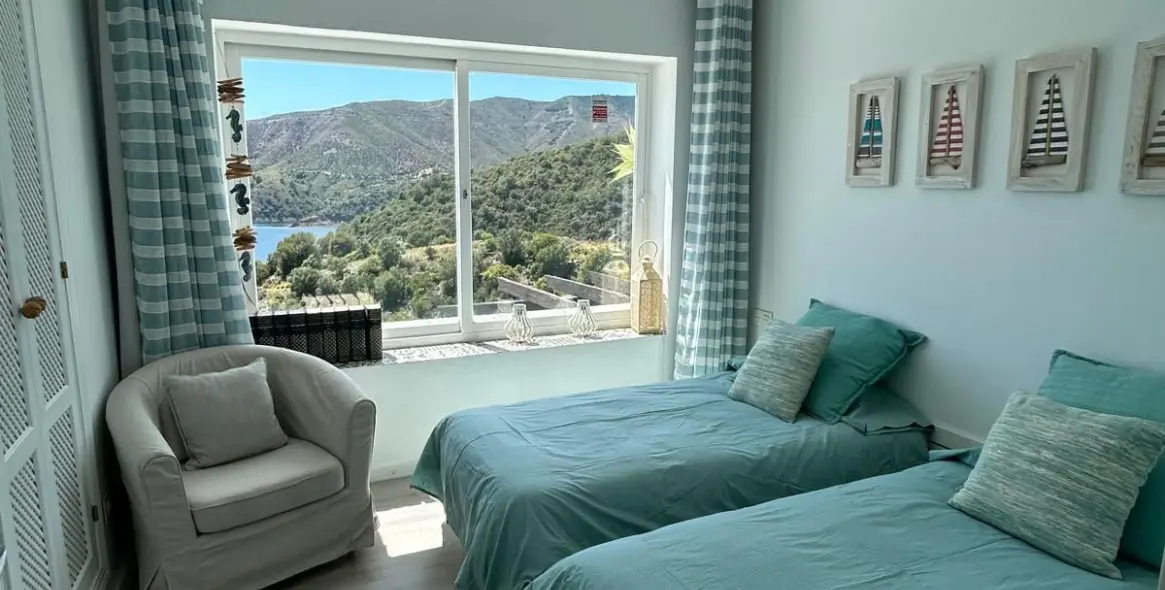 Venta de adosado en Istán 11