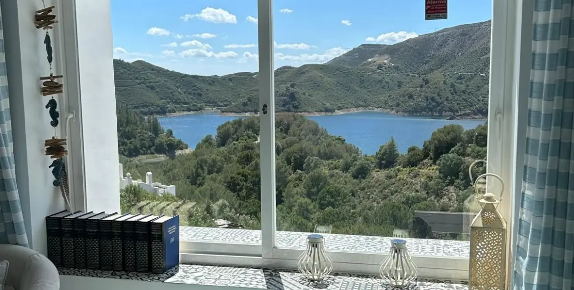 Venta de adosado en Istán 12