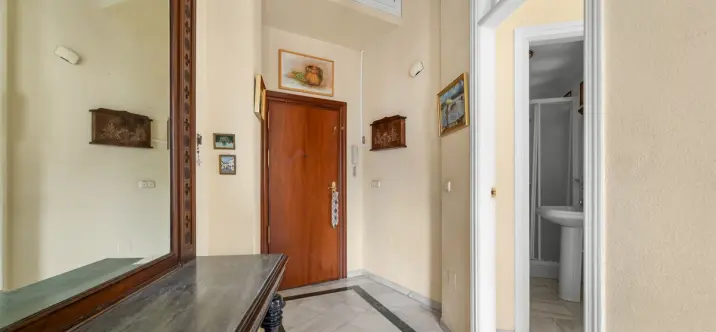 Venta de apartamento en planta media en Málaga Centro 4