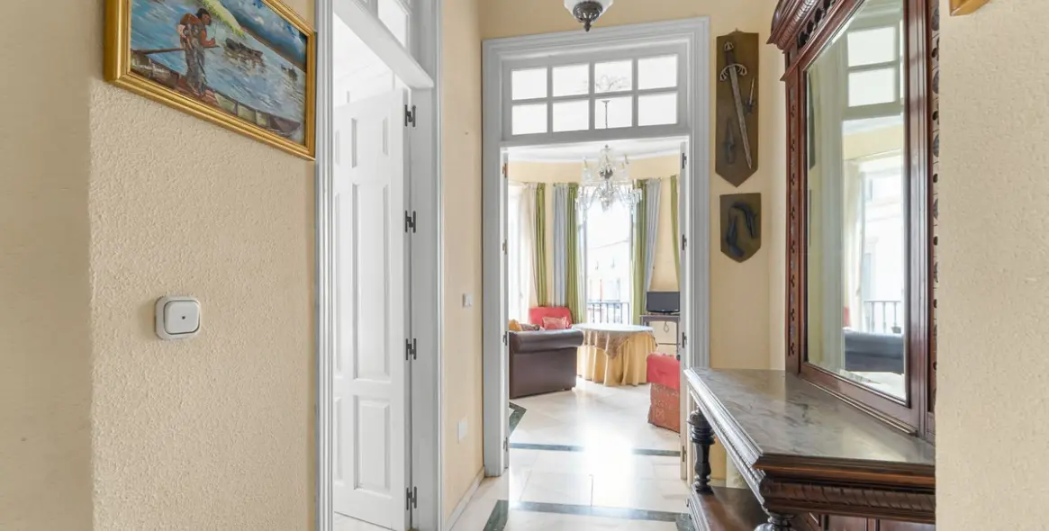 Venta de apartamento en planta media en Málaga Centro 13