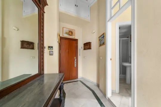 Image 6 thumb