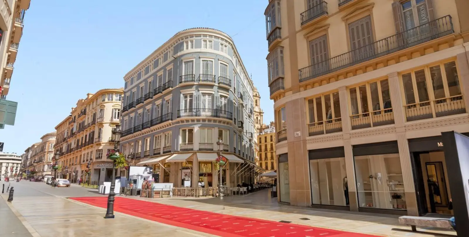 Продажа апартаментов на среднем этаже в Málaga Centro 22