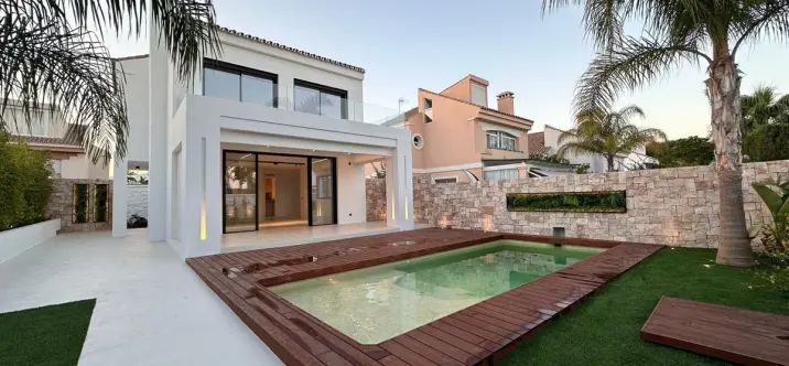 Venta de villa independiente en Costalita 0