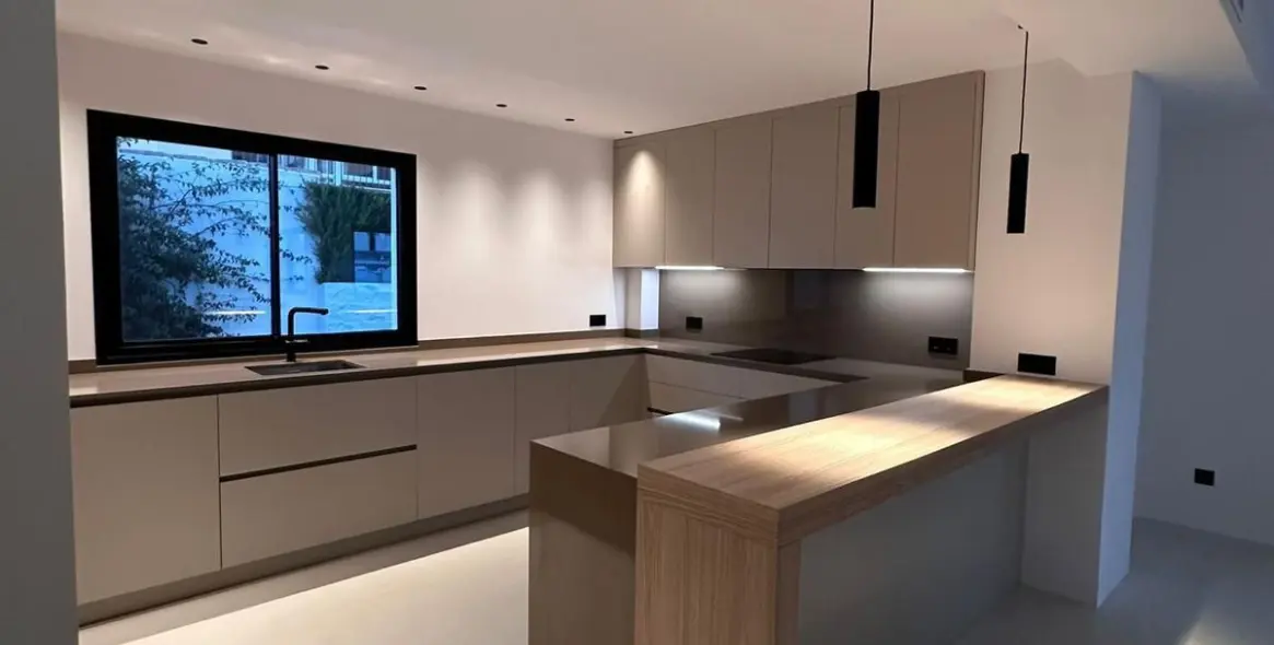 Sale of detached villa in Costalita 20