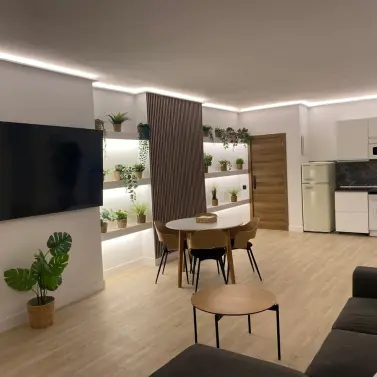 Venta de apartamento en planta media en Puerto Banús