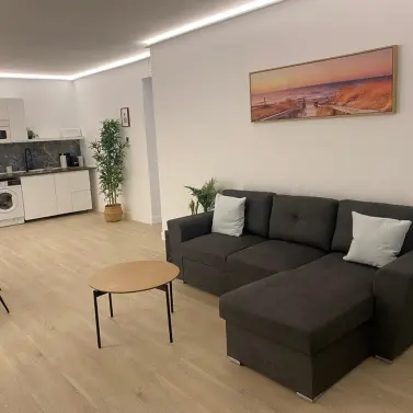 Venta de apartamento en planta media en Puerto Banús