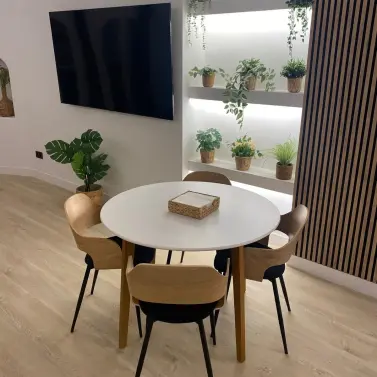 Venta de apartamento en planta media en Puerto Banús