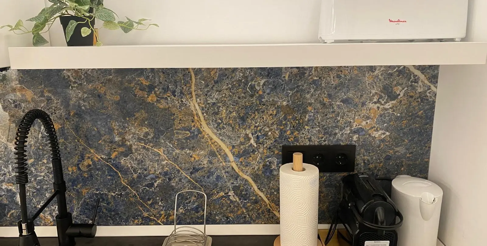 Venta de apartamento en planta media en Puerto Banús 8