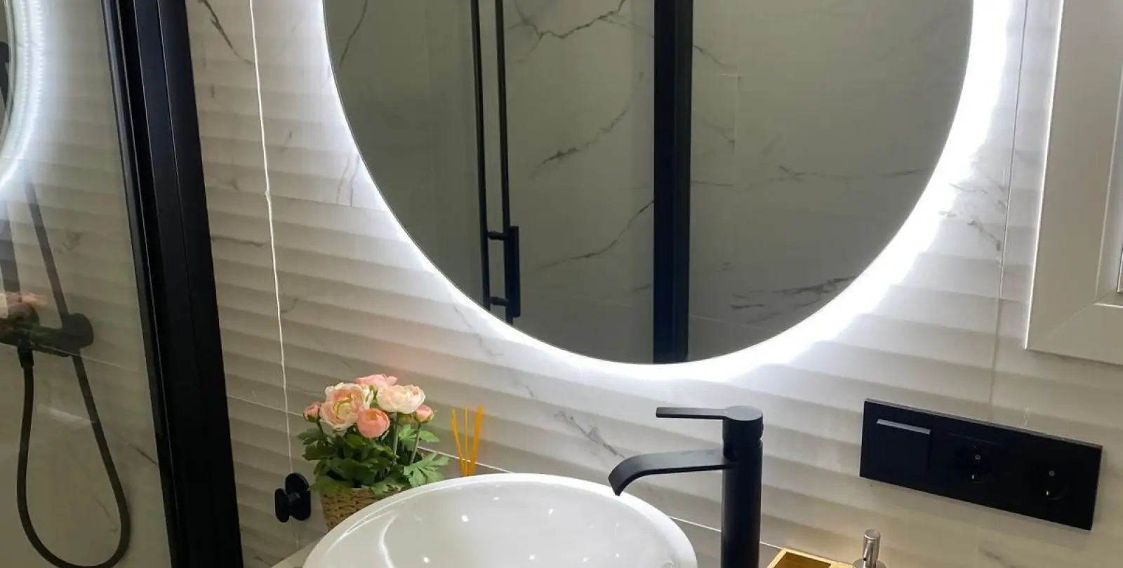 Venta de apartamento en planta media en Puerto Banús 37
