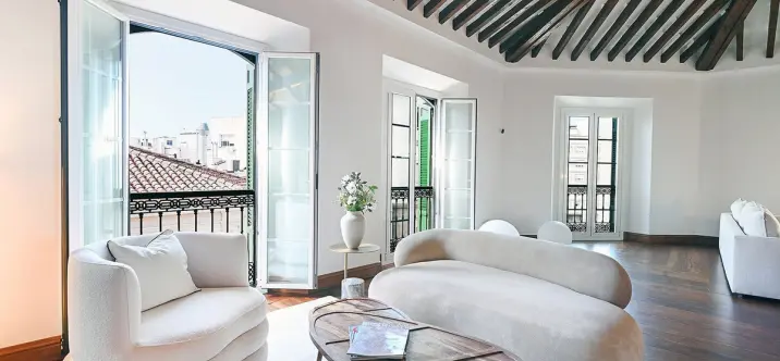 Venta de ático en Málaga 0