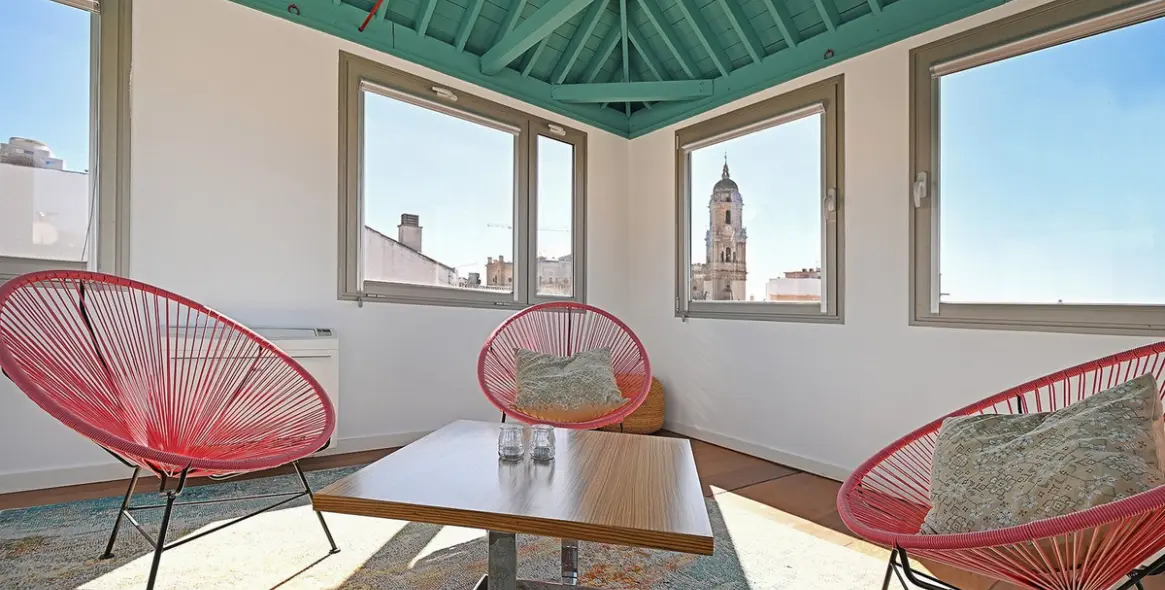 Sale of penthouse in Málaga 9