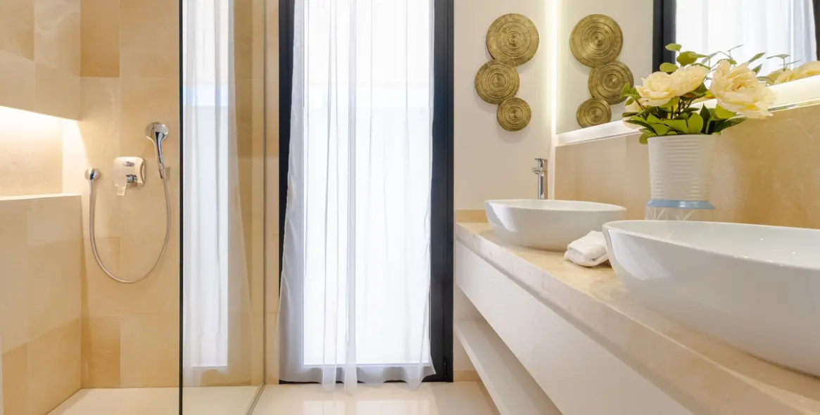 Venta de villa independiente en Nueva Andalucía 11