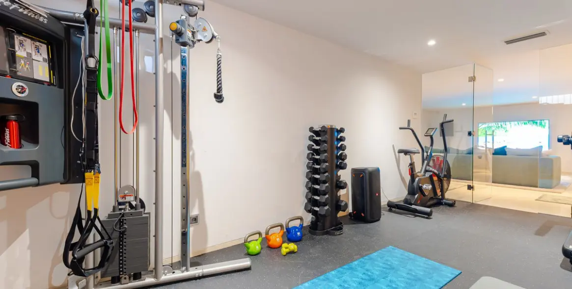 Venta de villa independiente en Nueva Andalucía 14