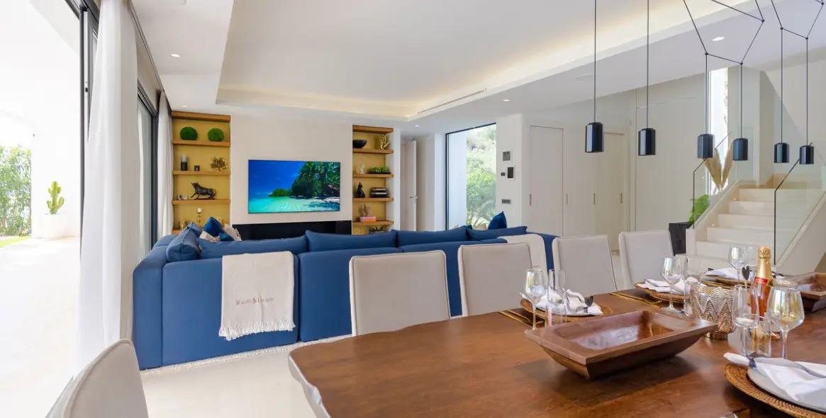 Venta de villa independiente en Nueva Andalucía 17