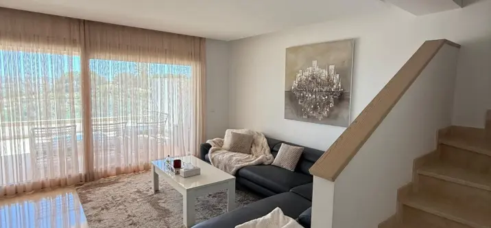 Долгосрочная аренда таунхауса в La Cala Golf 1