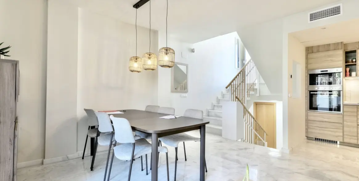 Short-term rent of townhouse in Riviera del Sol 5