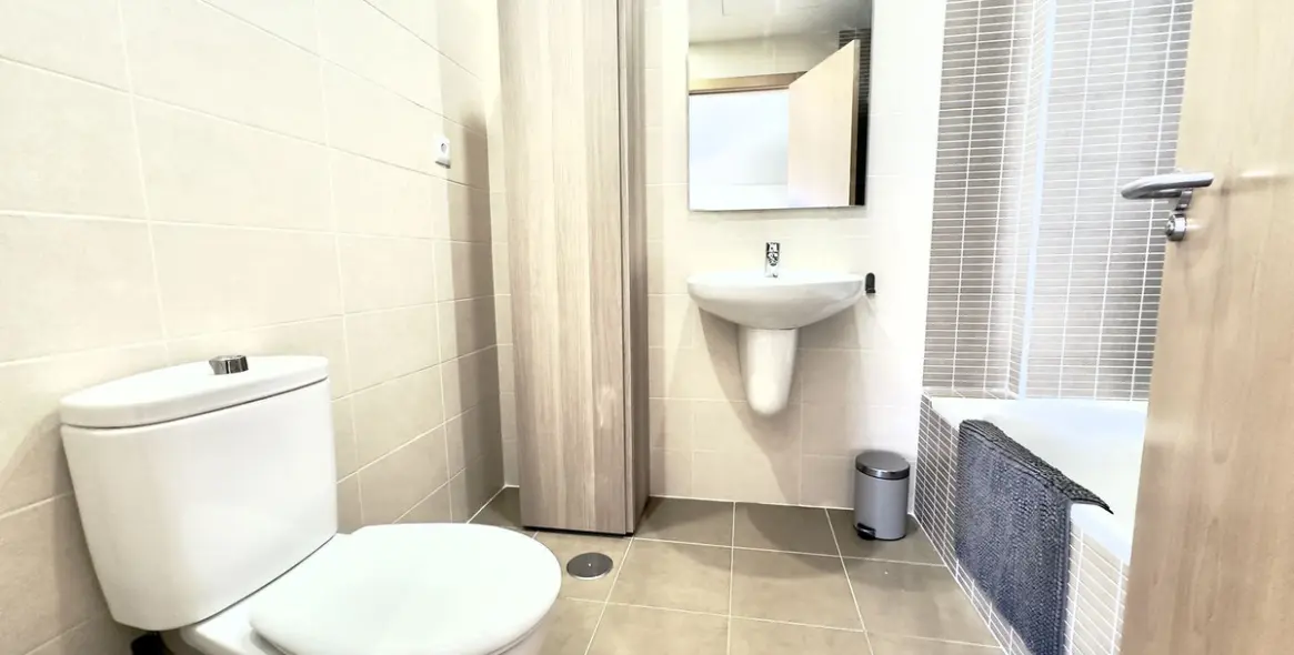 Short-term rent of townhouse in Riviera del Sol 11