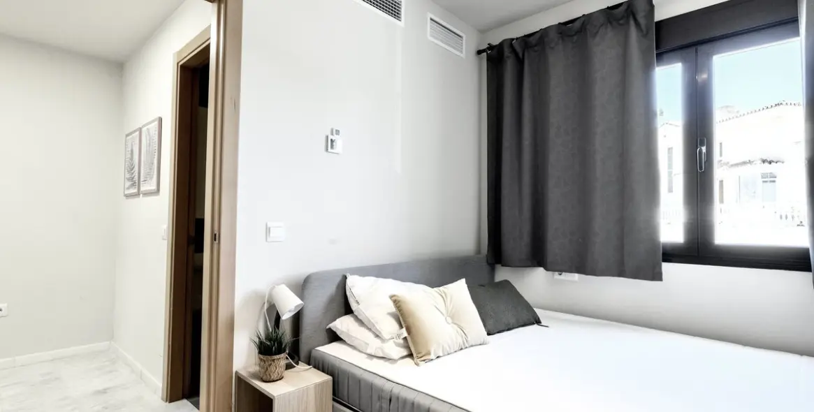 Short-term rent of townhouse in Riviera del Sol 24