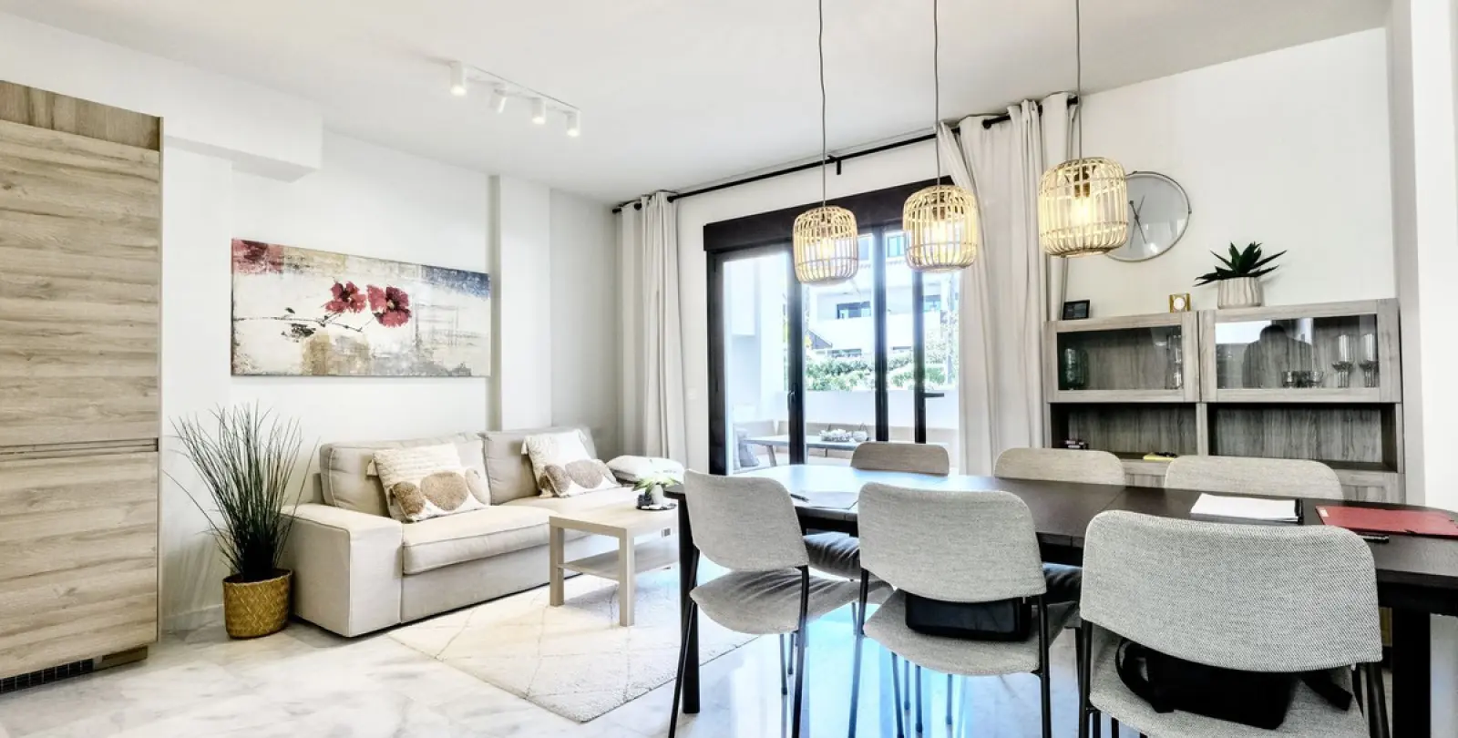 Long-term rent of townhouse in Riviera del Sol 2