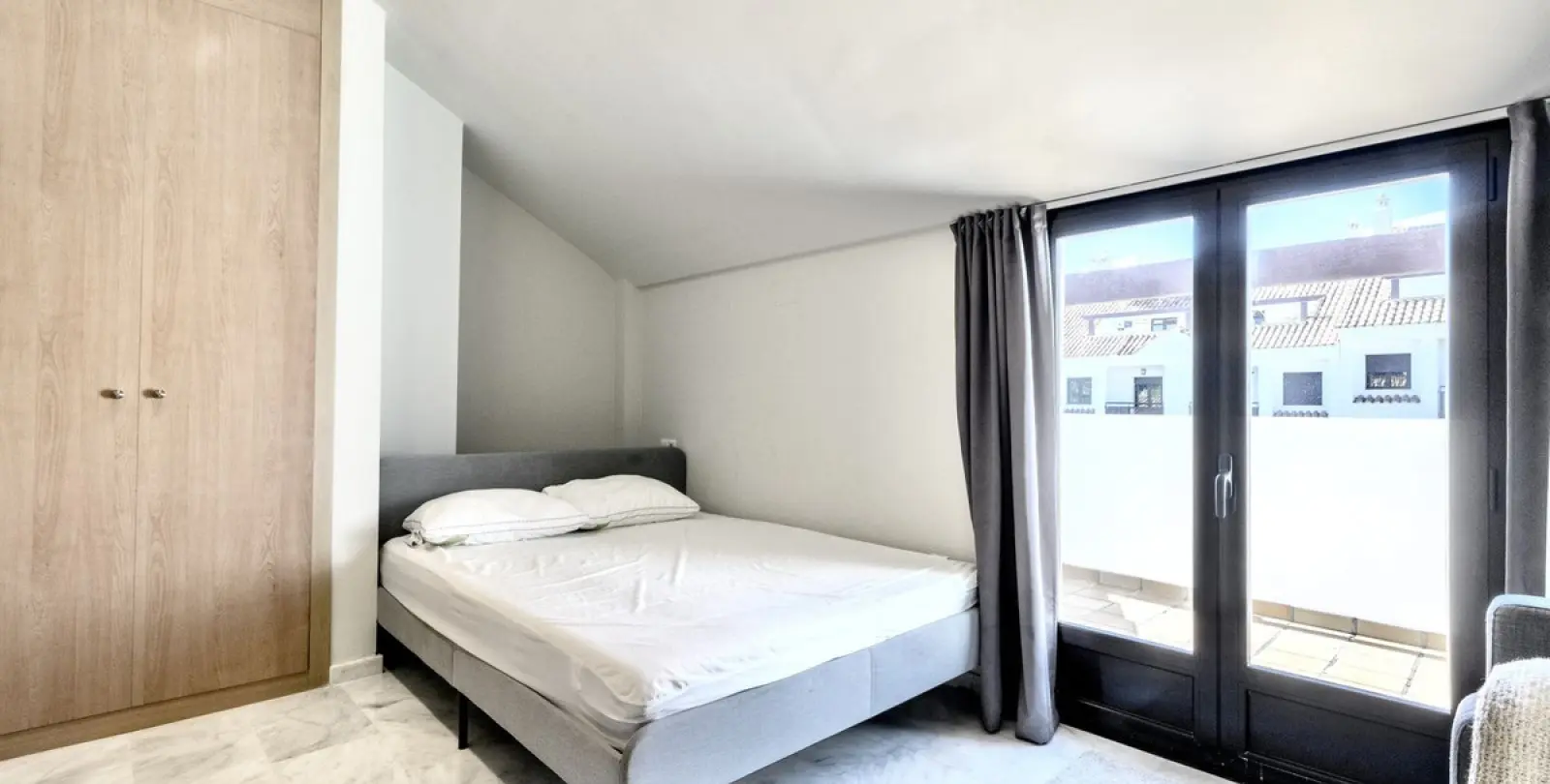 Long-term rent of townhouse in Riviera del Sol 26