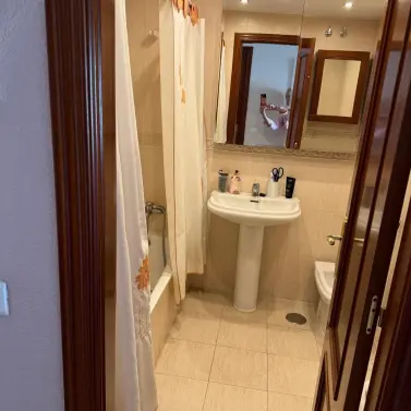 Venta de apartamento en planta media en Estepona