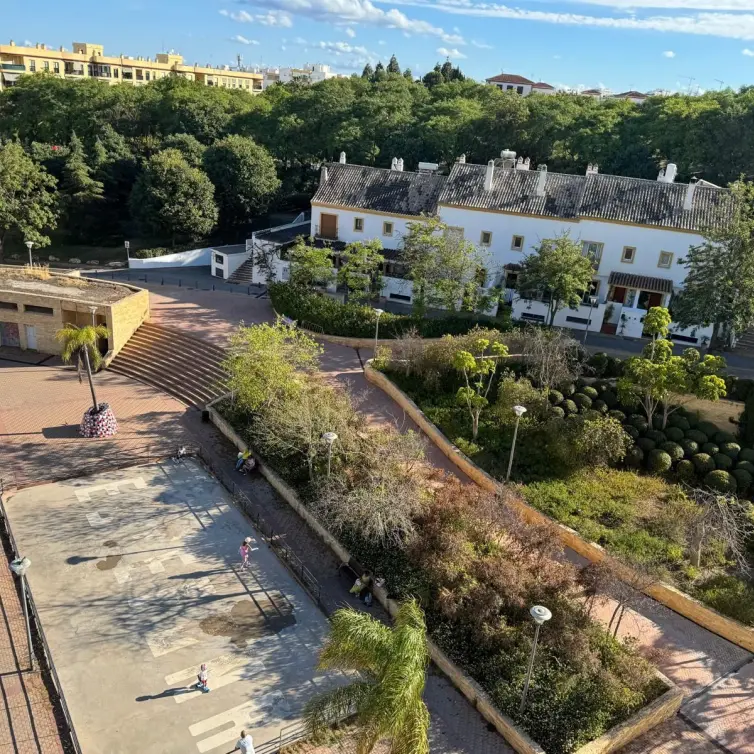 Продажа апартаментов на среднем этаже в Estepona