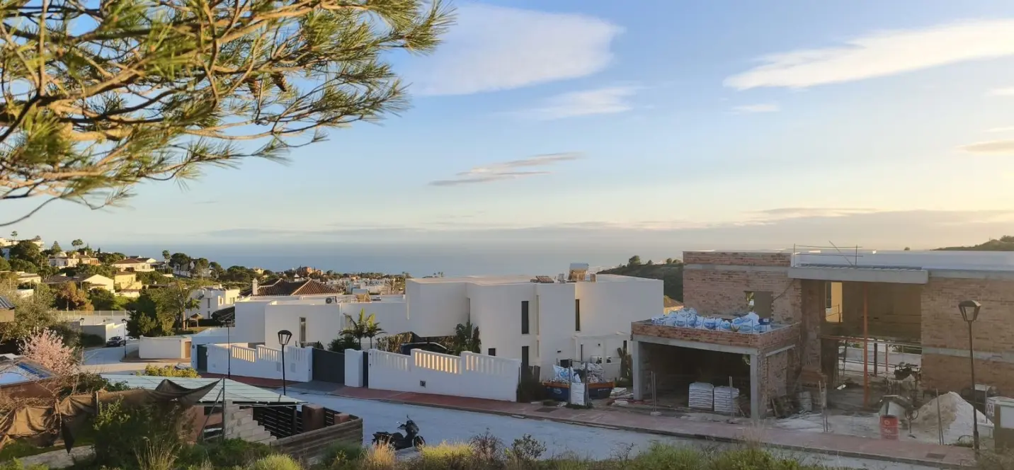 Venta de parcela residencial en Mijas 1