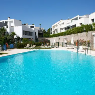 Sale of ground floor apartment in Estepona