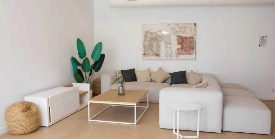 Sale of ground floor apartment in Estepona 3