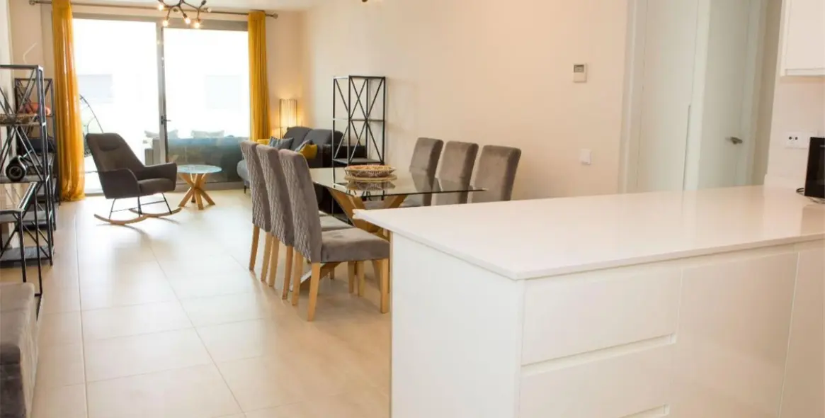 Sale of ground floor apartment in Estepona 4