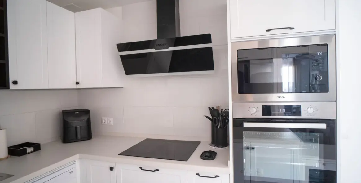 Sale of semi-detached house in Las Lagunas 10