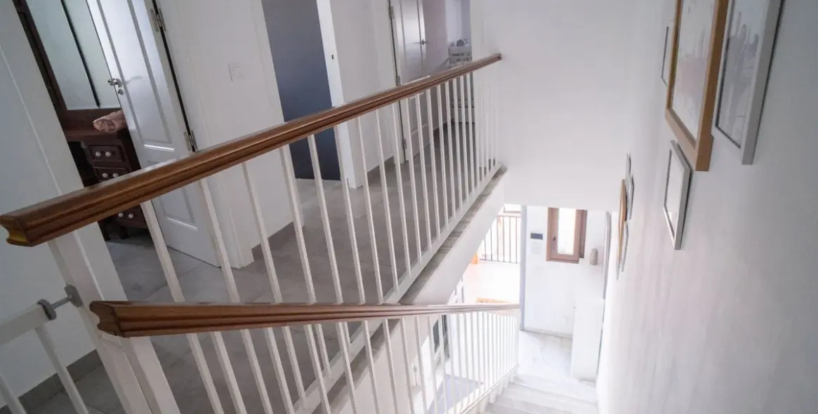 Sale of semi-detached house in Las Lagunas 14