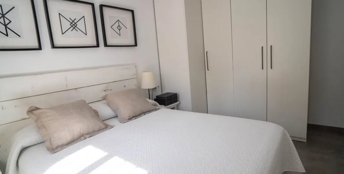 Sale of semi-detached house in Las Lagunas 22