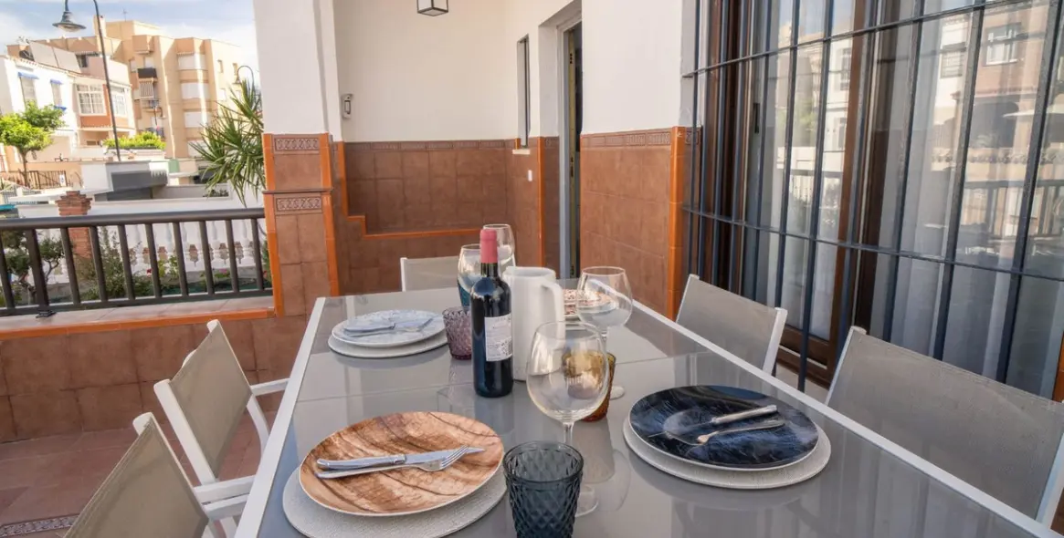 Sale of semi-detached house in Las Lagunas 35