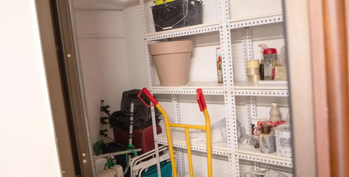 Sale of semi-detached house in Las Lagunas 37