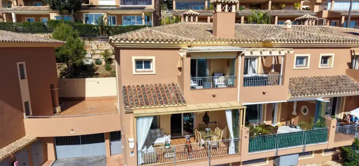 Sale of duplex in La Mairena 0