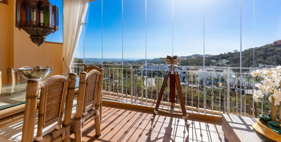 Sale of duplex in La Mairena 8