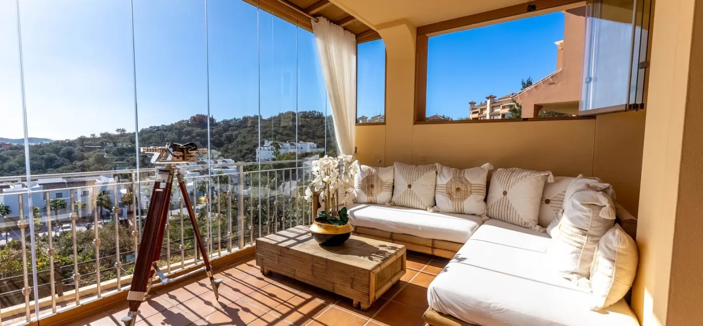 Sale of duplex in La Mairena 1